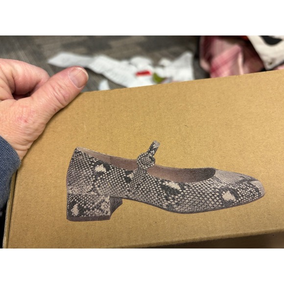 Steve Madden Mary Jane Flats Snake Print Block Heel Buckle Strap Women Size 8 - Picture 6 of 7